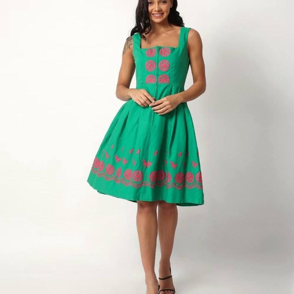 New with tags embroidered cotton corset dress sizes 8- 18 - Picture 1 of 4